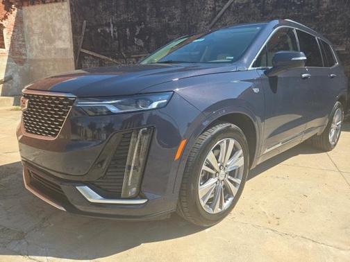 2025 Cadillac XT6 Premium Luxury FWD