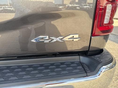 Granite Crystal Metallic Clearcoat 2025 RAM 2500 Tradesman