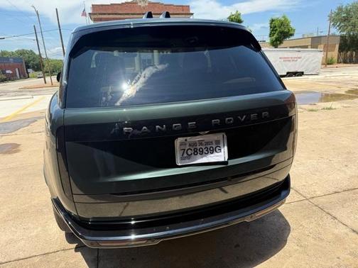 2024 Land Rover Range Rover P530 SE