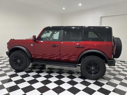 Ruby Red Metallic Tinted Clearcoat 2026 Ford Bronco Base