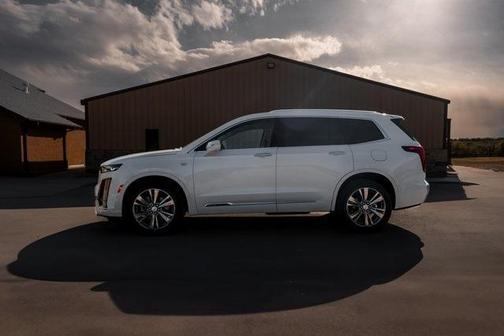 2025 Cadillac XT6 Premium Luxury FWD