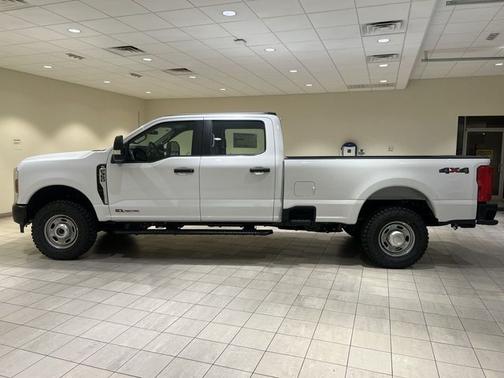 Oxford White 2026 Ford F-350
