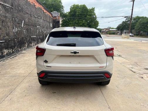 White Sands 2026 Chevrolet Trax 1RS