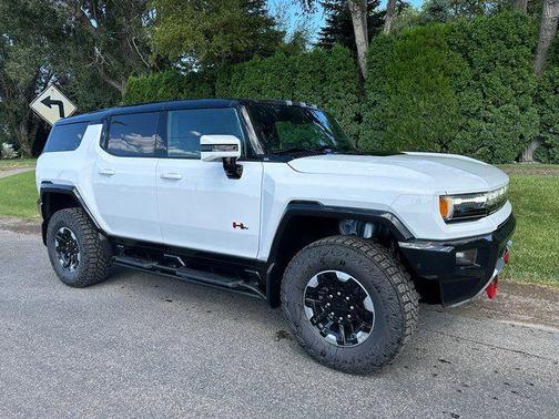 White 2025 GMC HUMMER EV SUV 3X