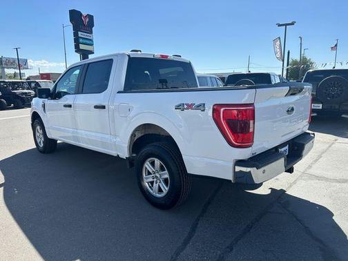 Oxford White 2022 Ford F-150 XLT