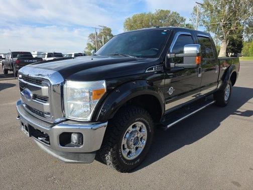 Black 2014 Ford F-250 Lariat
