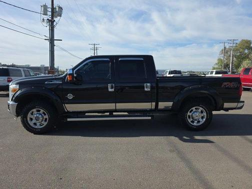 Black 2014 Ford F-250 Lariat