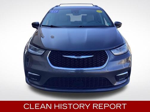 2021 Chrysler Pacifica Touring-L