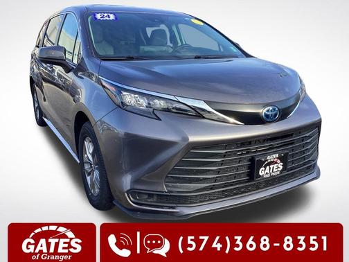 2024 Toyota Sienna LE