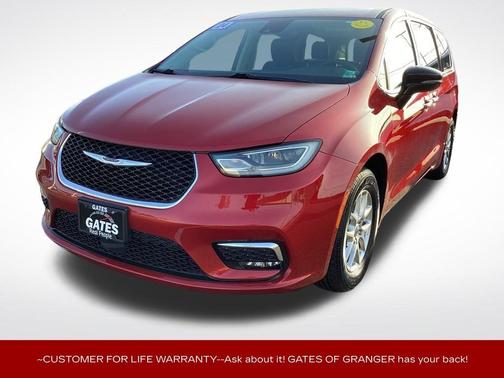 2024 Chrysler Pacifica Touring-L