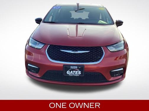 2024 Chrysler Pacifica Touring-L