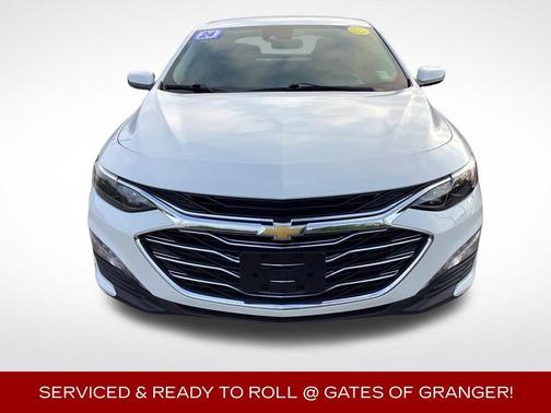 Summit White 2024 Chevrolet Malibu LT
