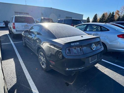 2014 Ford Mustang V6 Premium