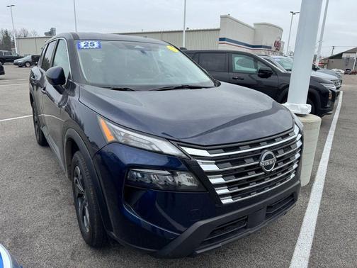 2025 Nissan Rogue SV