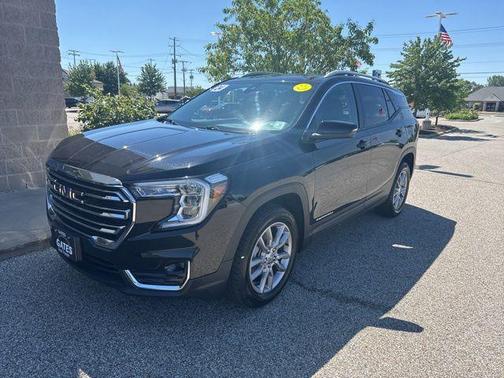 Ebony Twilight Metallic 2024 GMC Terrain SLT