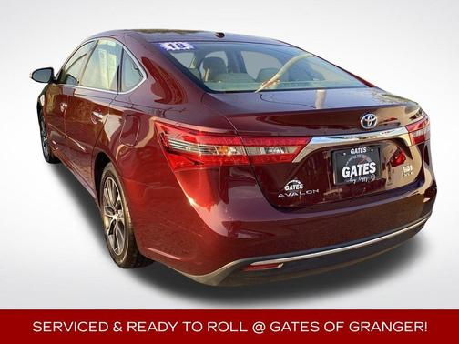 2018 Toyota Avalon Hybrid XLE Premium