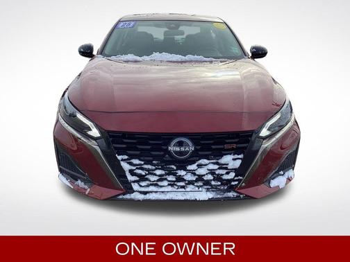 2025 Nissan Altima SR