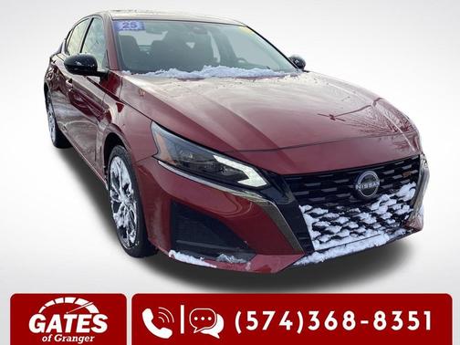 2025 Nissan Altima SR