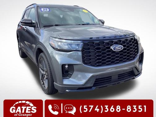 Gray Metallic 2025 Ford Explorer ST-Line