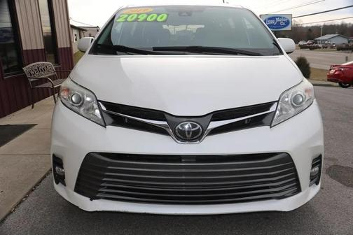 2019 Toyota Sienna XLE