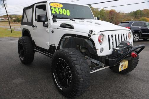 2016 Jeep Wrangler Sport