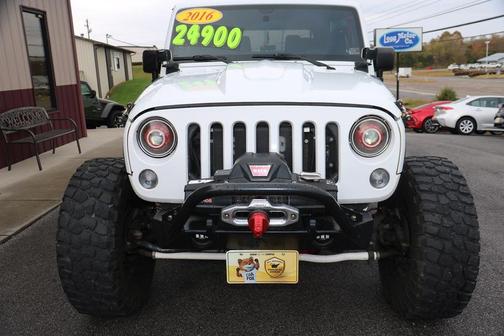 2016 Jeep Wrangler Sport