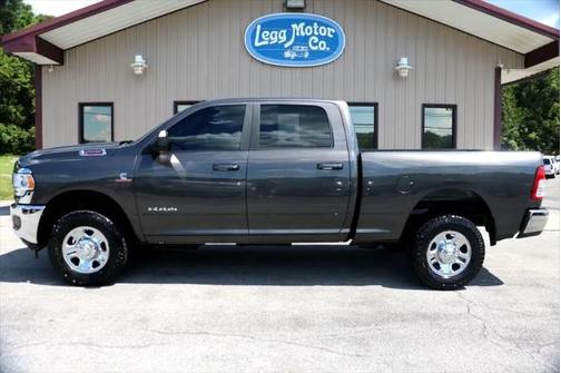 2021 RAM 2500 Big Horn Crew Cab 4x4 6'4' Box