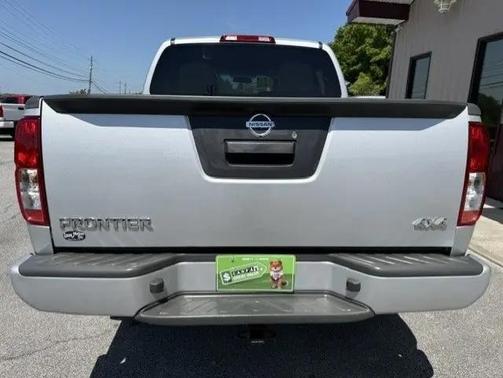 Brilliant Silver 2017 Nissan Frontier SL