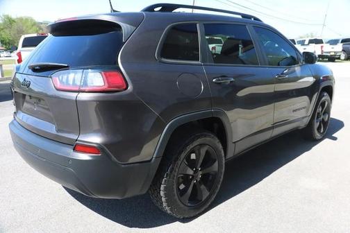 Granite Crystal Metallic Clearcoat 2019 Jeep Cherokee Latitude Plus