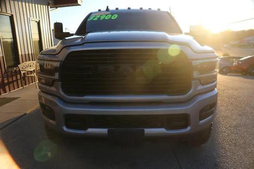 2020 RAM 2500 Laramie Mega Cab 4x4 6'4' Box