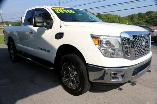 2017 Nissan Titan XD SV