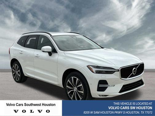 2022 Volvo XC60 B5 AWD Momentum