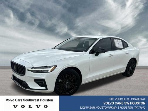 2024 Volvo S60 B5 Plus Black Edition