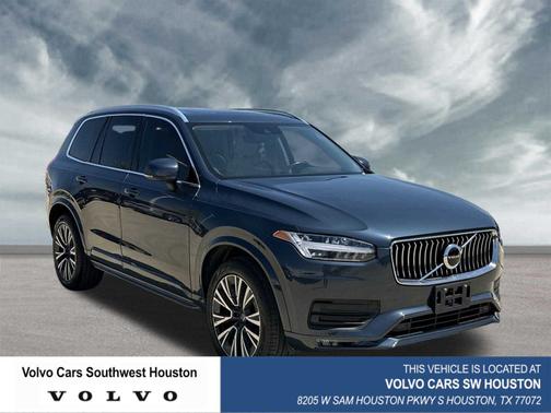 2022 Volvo XC90 T6 AWD Momentum 7 Seater