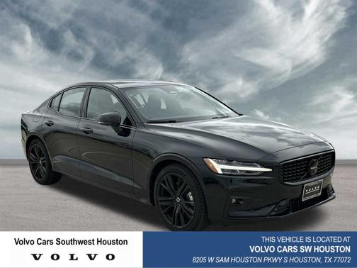 2024 Volvo S60 B5 Plus Black Edition