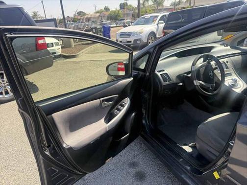 2012 Toyota Prius One