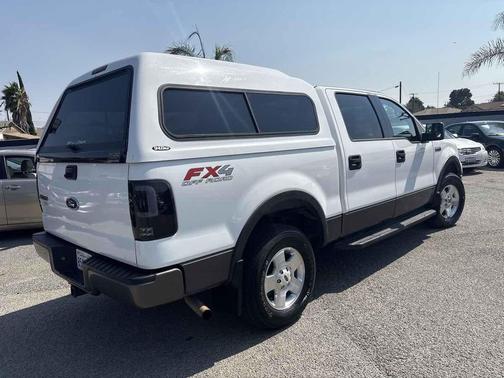 2004 Ford F-150 XLT SuperCrew