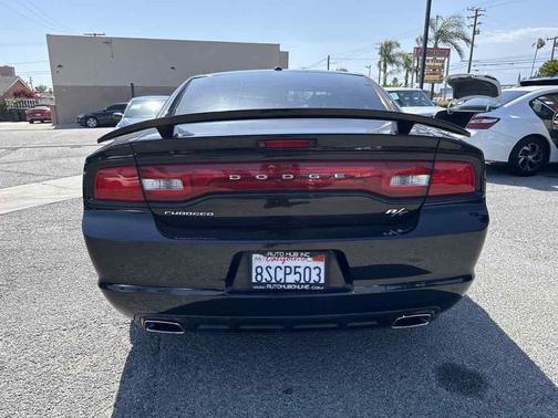 Pitch Black 2013 Dodge Charger R/T
