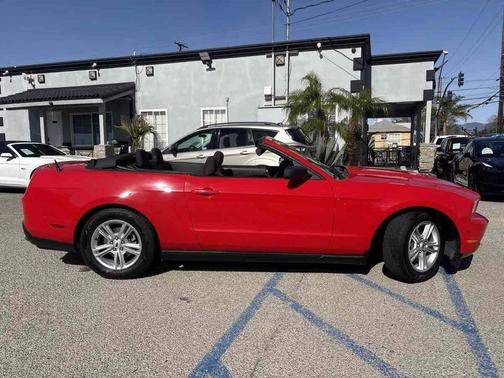 2012 Ford Mustang V6