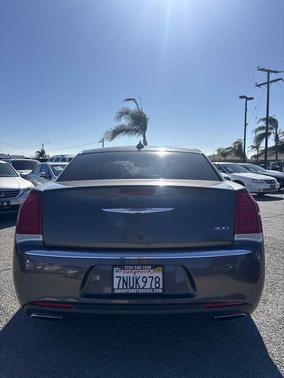 2015 Chrysler 300 Limited