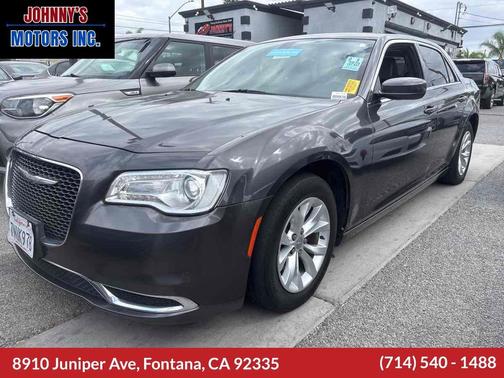 2015 Chrysler 300 Limited