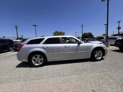2005 Dodge Magnum RT