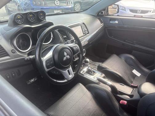 2012 Mitsubishi Lancer Evolution MR