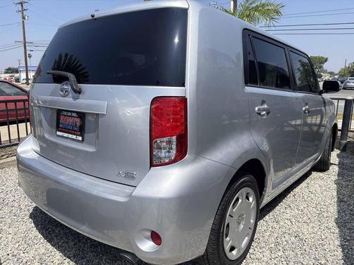 2011 Scion xB Release Series 8.0