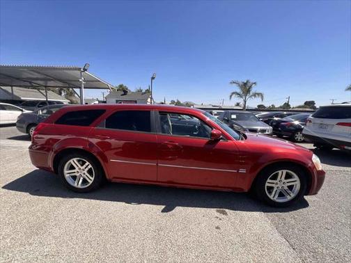 2005 Dodge Magnum RT