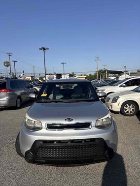 Bright Silver 2014 Kia Soul +