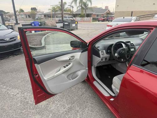 2012 Toyota Corolla L