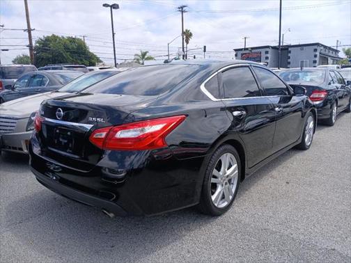 2017 Nissan Altima 3.5 SL