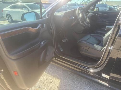 2018 Tesla Model X 75D