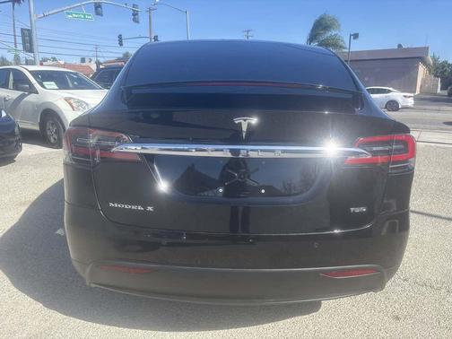 2018 Tesla Model X 75D